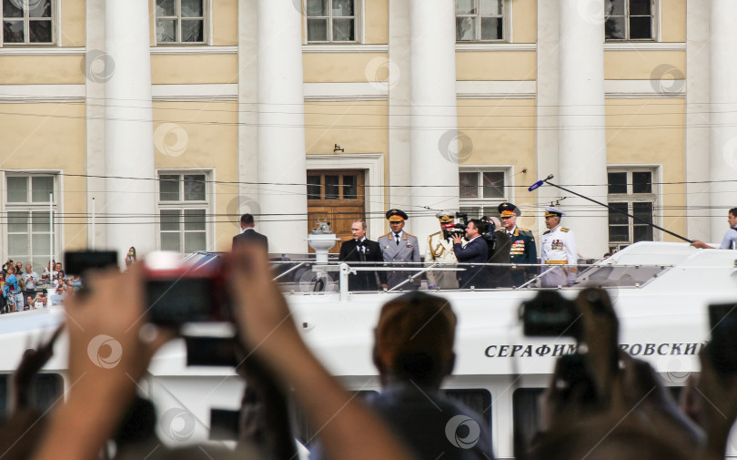 Скачать Президент России с министром обороны принимают удары на себя. фотосток Ozero