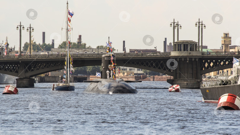 Скачать Парад военных кораблей с Благовещенского моста. фотосток Ozero