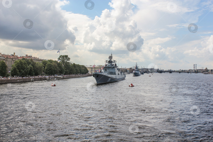 Скачать Парад военных кораблей в Санкт-Петербурге. фотосток Ozero