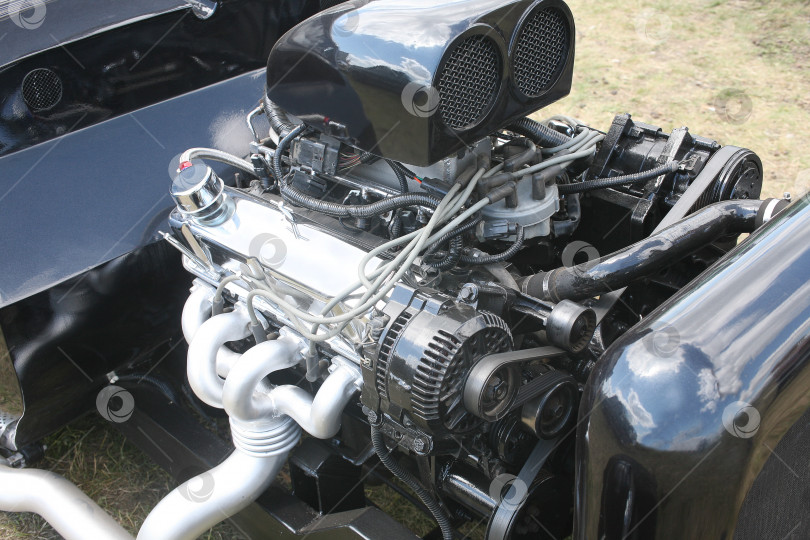 Скачать двигатель спортивного автомобиля крупным планом фотосток Ozero