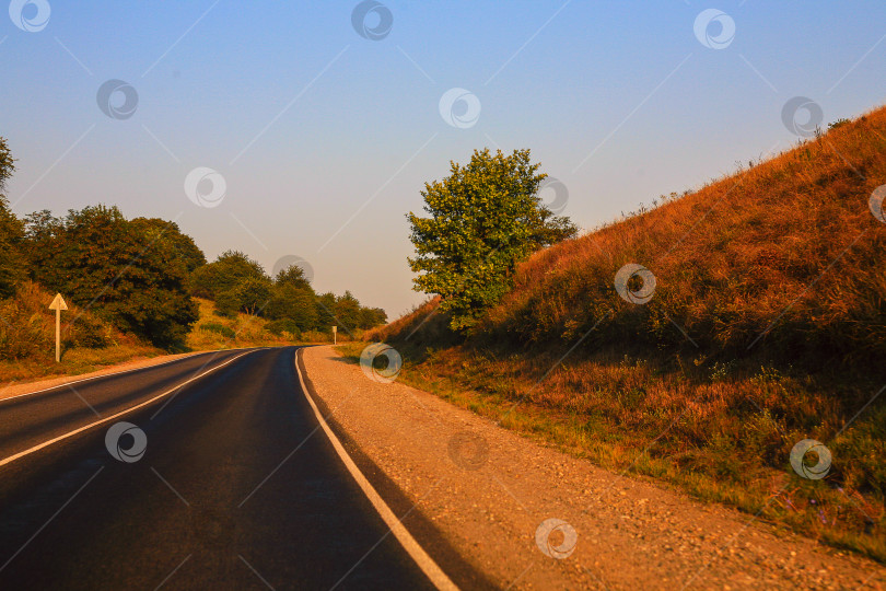 Скачать загородное шоссе фотосток Ozero