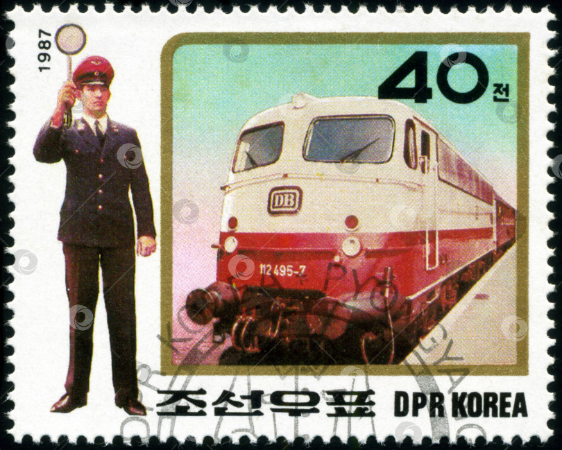 Скачать КОРЕЯ - ОКОЛО 1987 года: Напечатанная в Корее марка с изображением паровоза, около 1987 года фотосток Ozero