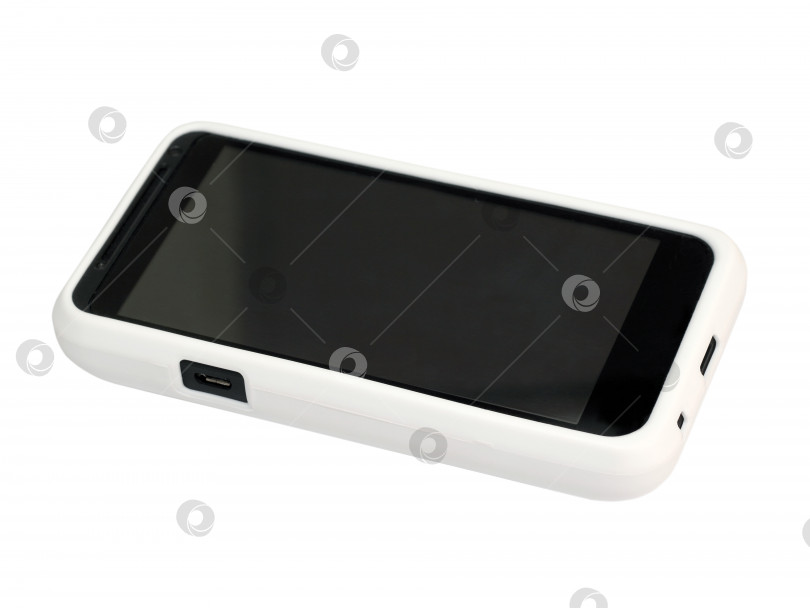 Скачать Мобильный телефон в белом чехле с пустым экраном. фотосток Ozero