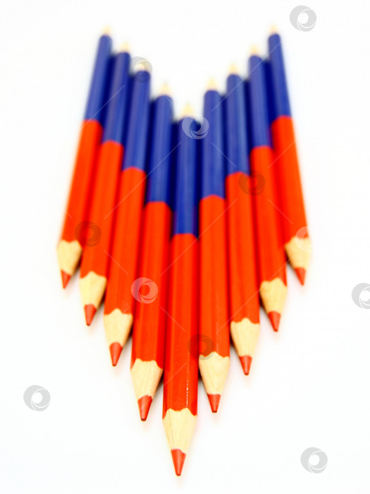Скачать Цветные карандаши i фотосток Ozero