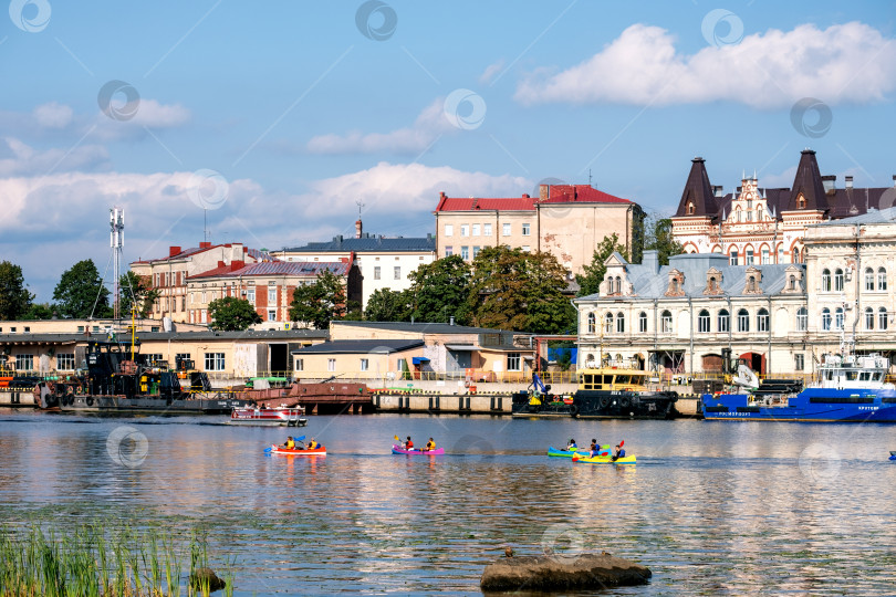 Скачать Панорама города Выборга с набережной. фотосток Ozero