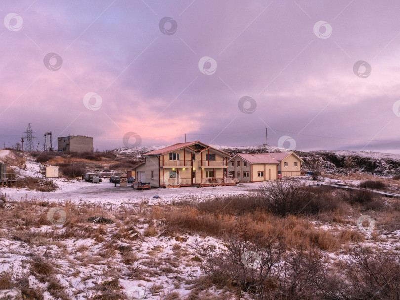 Скачать Гостевые дома на берегу Баренцева моря. Териберка. фотосток Ozero