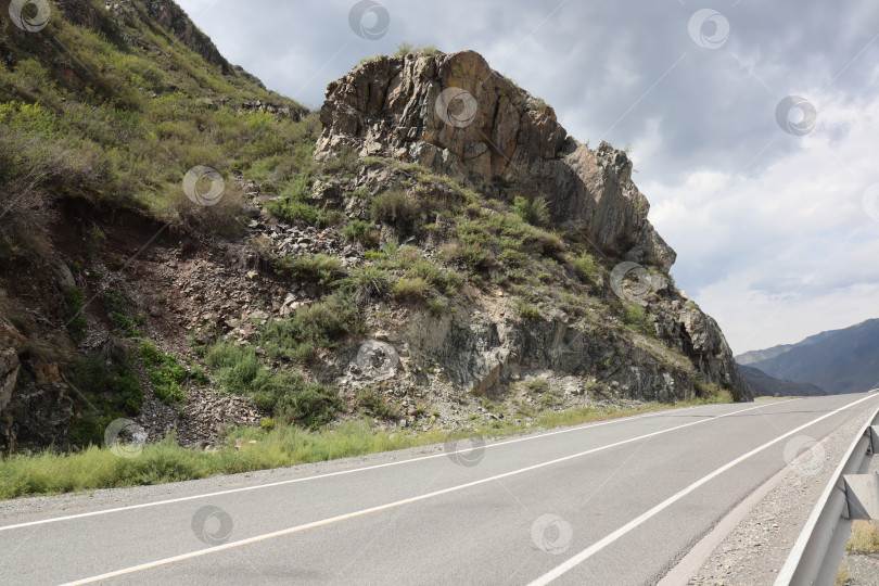 Скачать Дорога на Алтае фотосток Ozero