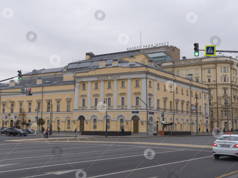 Скачать МОСКВА - 14 октября: Малый Московский театр в Москве, Россия 14 октября 2017 года в Москве, Россия фотосток Ozero