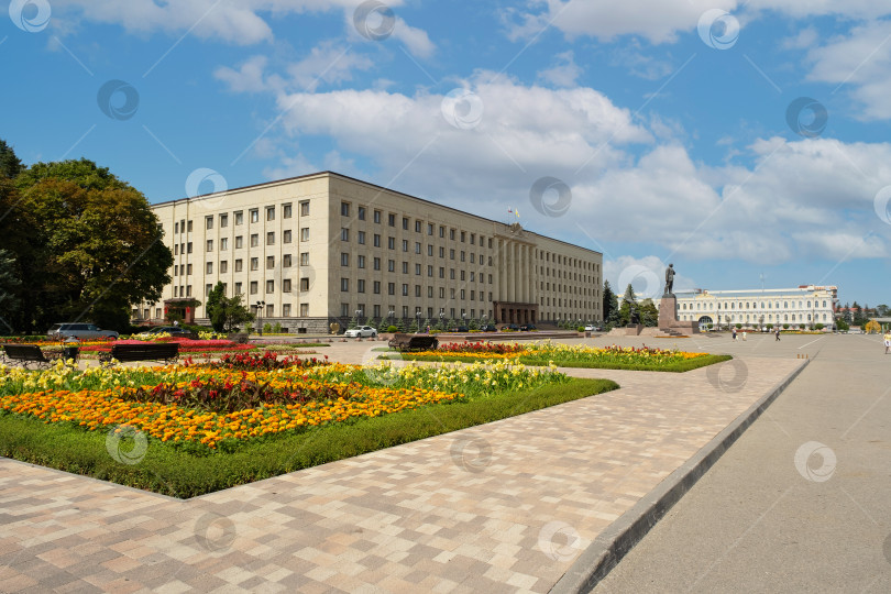Скачать Площадь Ленина в городе Ставрополе, Россия - 17 августа 2022 года фотосток Ozero