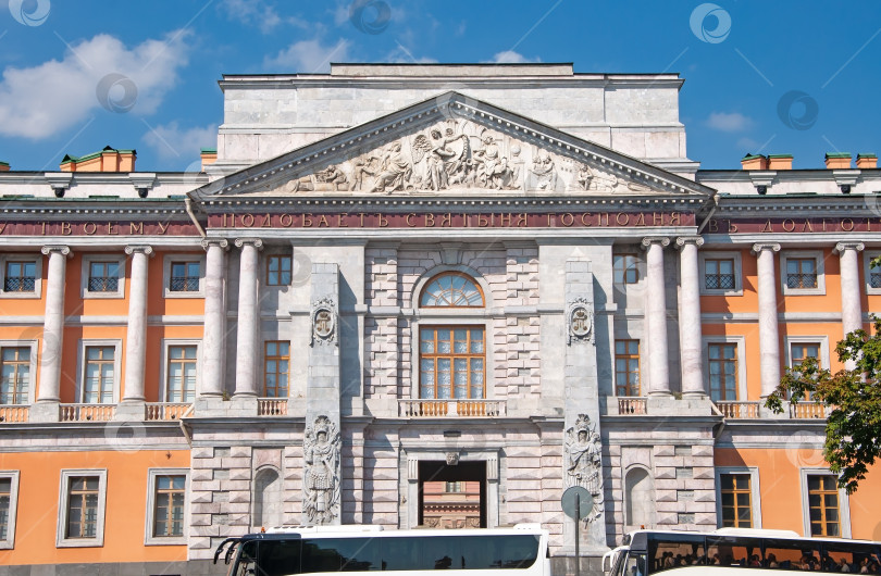 Скачать Санкт-Петербург, Россия - Михайловский замок. фотосток Ozero