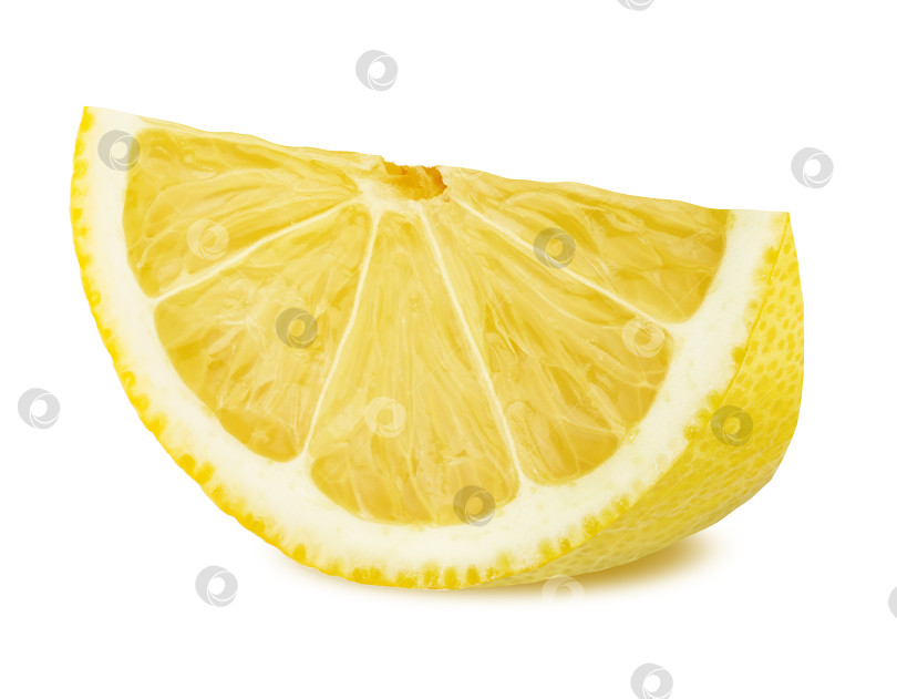 Скачать Ломтик лимона, выделенный на белом фоне фотосток Ozero
