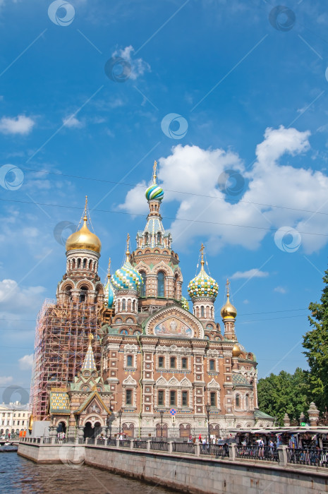 Скачать Санкт-Петербург, канал Грибоедова и храм Спаса на Крови фотосток Ozero