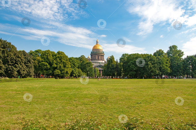 Скачать Санкт-Петербург, Россия - Исаакиевский собор. фотосток Ozero