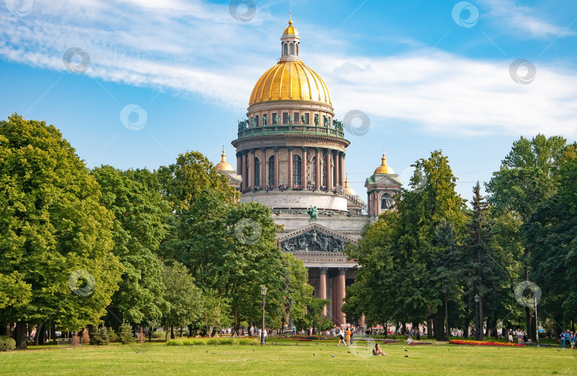 Скачать Санкт-Петербург, Россия - Исаакиевский собор. фотосток Ozero