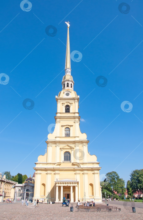 Скачать Санкт-Петербург, Россия - Петропавловская крепость на Заячьем острове. фотосток Ozero