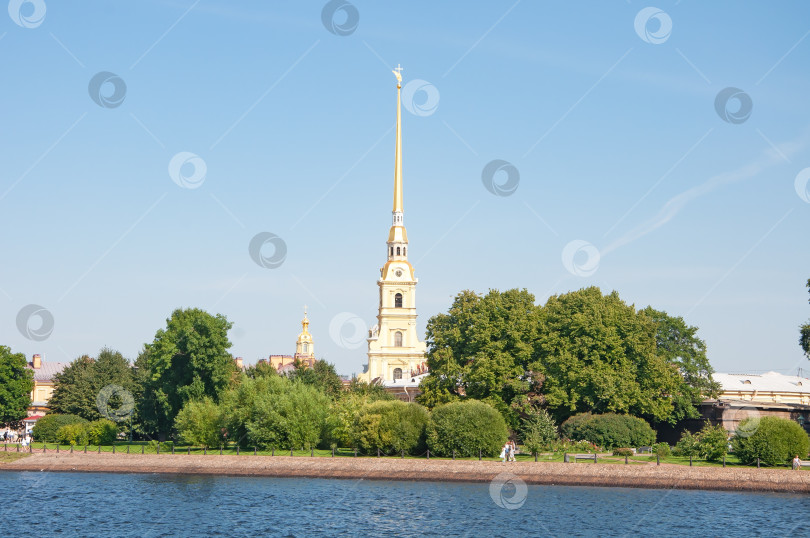 Скачать Санкт-Петербург, Петропавловская крепость на Заячьем острове. фотосток Ozero