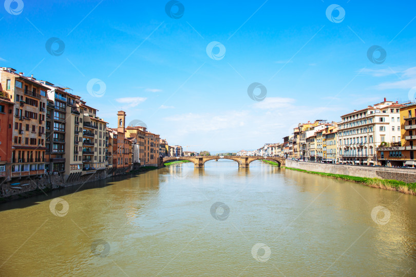 Скачать Река Арно во Флоренции фотосток Ozero