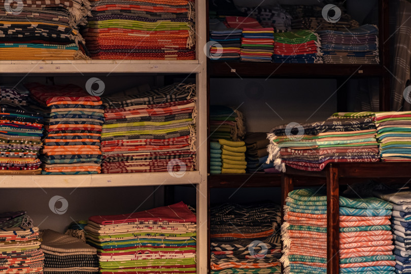 Скачать интерьер магазина винтажного текстиля фотосток Ozero