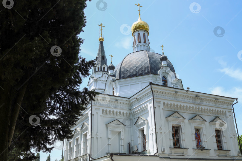 Скачать Церковь Архангела Михаила в Сочи, Россия. фотосток Ozero