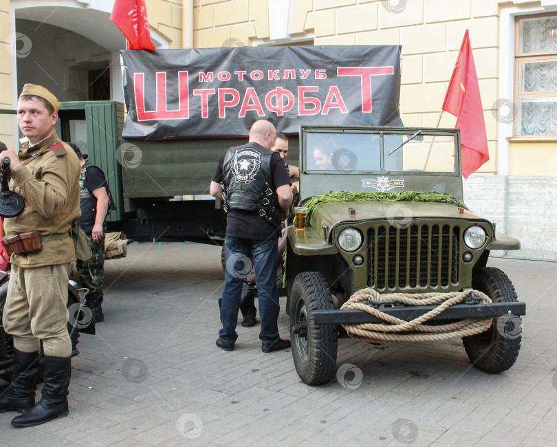 Скачать Восстановленный мотор военных лет. фотосток Ozero