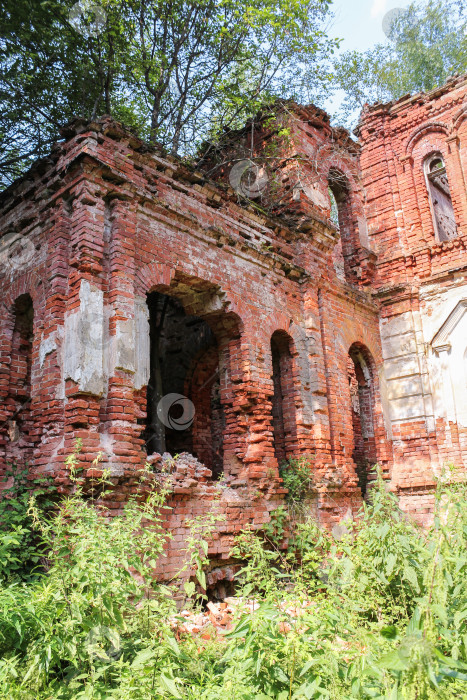 Скачать Здание древнего монастыря. фотосток Ozero