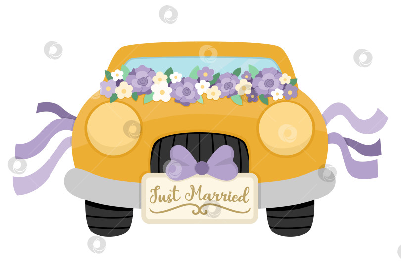 Скачать Векторный свадебный желтый автомобиль, украшенный фиолетовыми цветами и лентами. Автомобиль для новобрачных с номерным знаком "Молодожены". Симпатичный свадебный клипарт. Перевозка жениха и невесты. Забавная иллюстрация церемонии фотосток Ozero