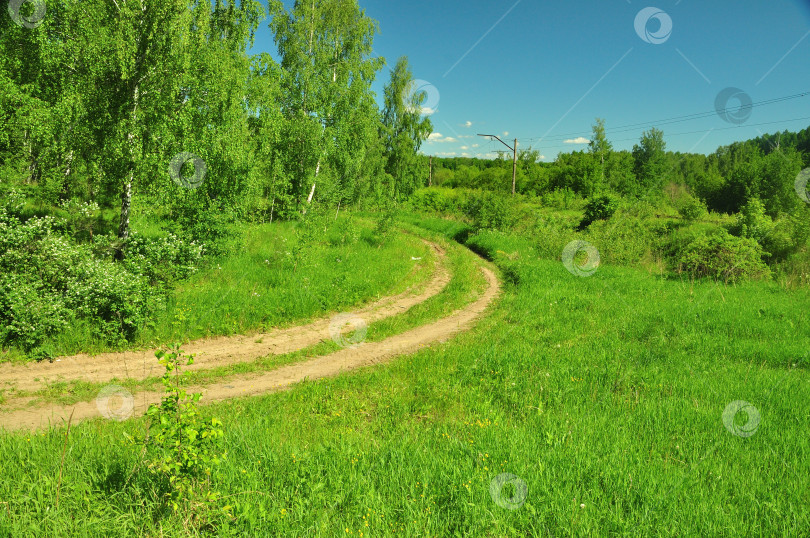 Скачать Дорога вдоль железной дороги фотосток Ozero