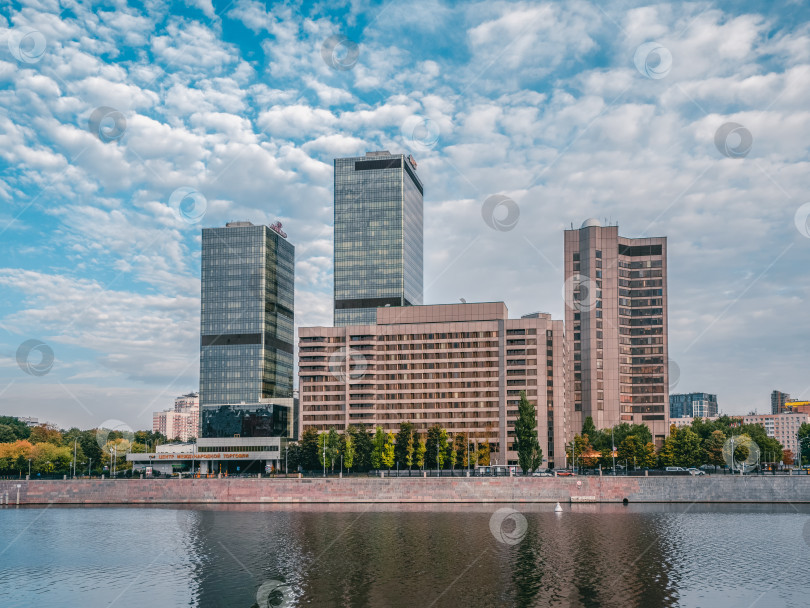 Скачать Здание Всемирного торгового центра в Москве. фотосток Ozero