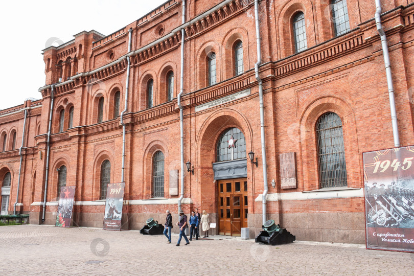 Скачать Здание музея Петровского арсенала. фотосток Ozero