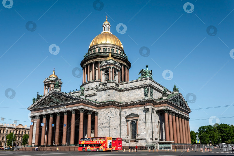 Скачать Исаакиевский собор в Санкт-Петербурге, Россия, 2022 год. фотосток Ozero