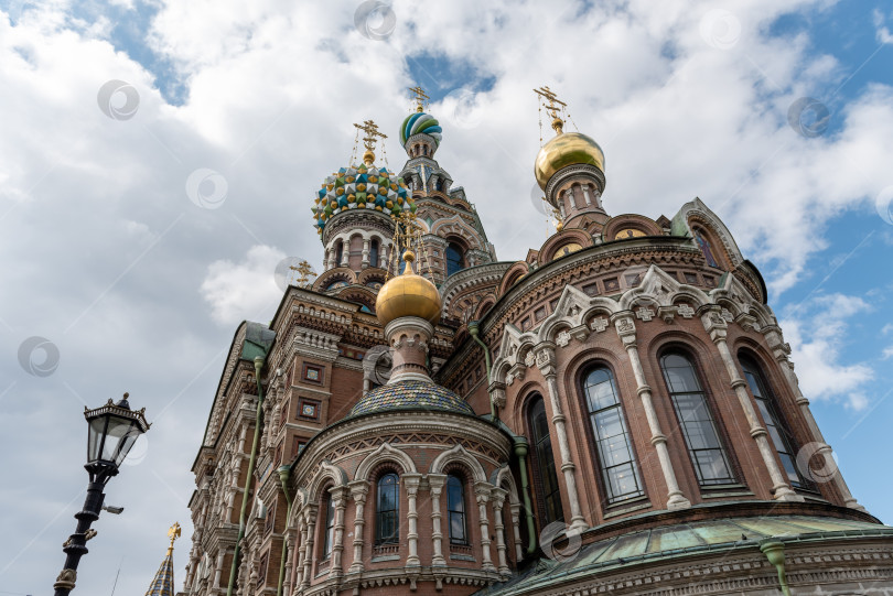 Скачать Россия, Санкт-Петербург, июнь 2022 года: Храм Спаса-на-Крови фотосток Ozero