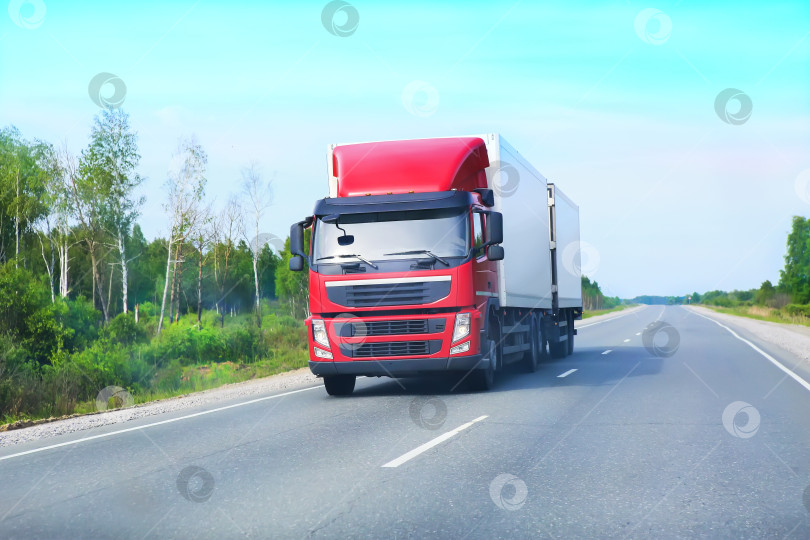 Скачать грузовик с прицепом едет по шоссе фотосток Ozero