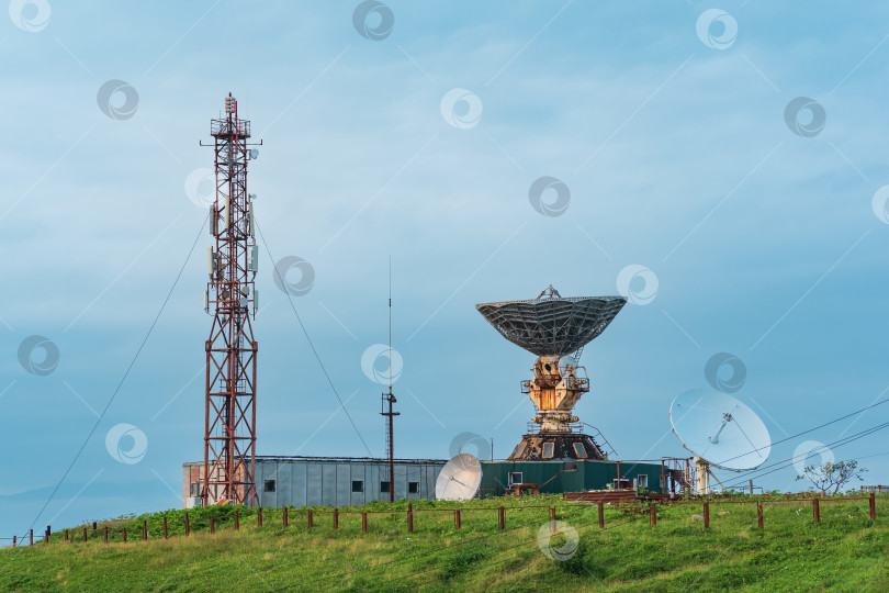 Скачать телевизионная станция космической системы связи в Южно-Курильске фотосток Ozero