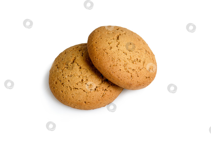 Скачать Два овсяных печенья на белом фоне фотосток Ozero