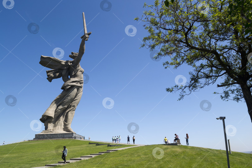 Скачать Родина-мать зовёт фотосток Ozero