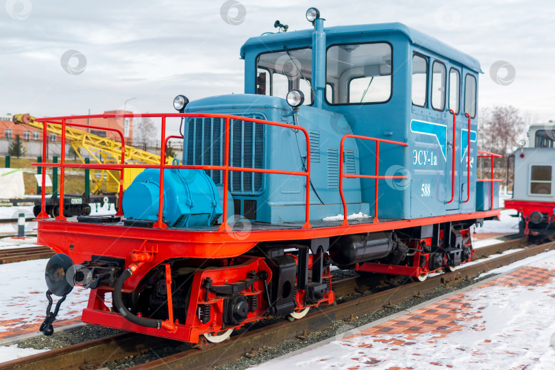 Скачать Самоходная силовая установка ESU1a в Музее узкоколейных железных дорог в Екатеринбурге, Россия фотосток Ozero