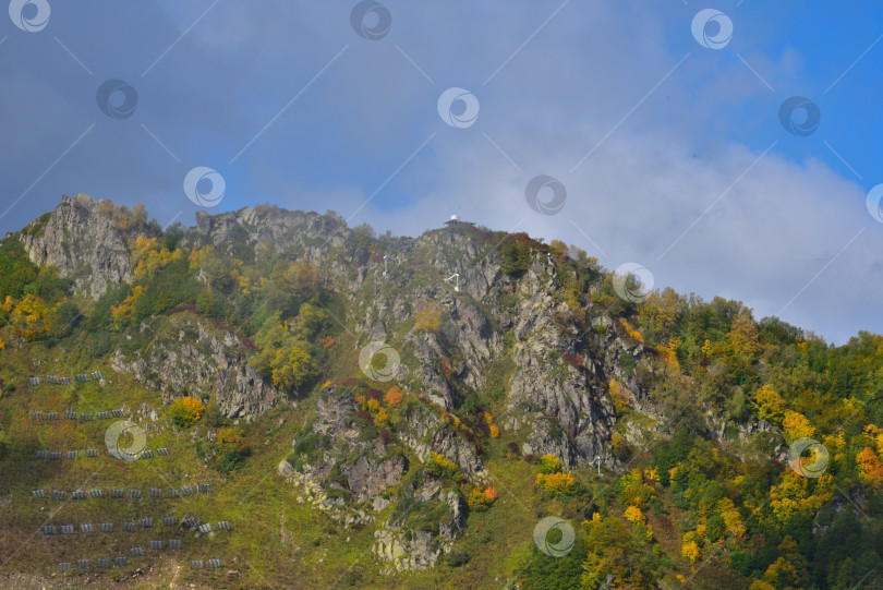 Скачать Осень в горах Кавказа. фотосток Ozero