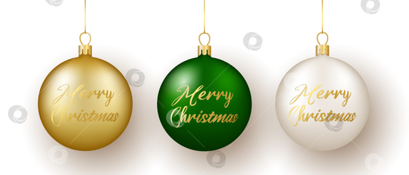 Скачать Рождественский и новогодний декор. Набор из золотых, белых и зеленых шариков на ленте. фотосток Ozero