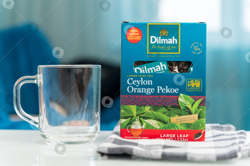 Скачать Тюмень, Россия - 20 декабря 2021 года: Dilmah Tea, чайный бренд Шри-Ланки, основанный в 1988 году. Избирательный фокус фотосток Ozero