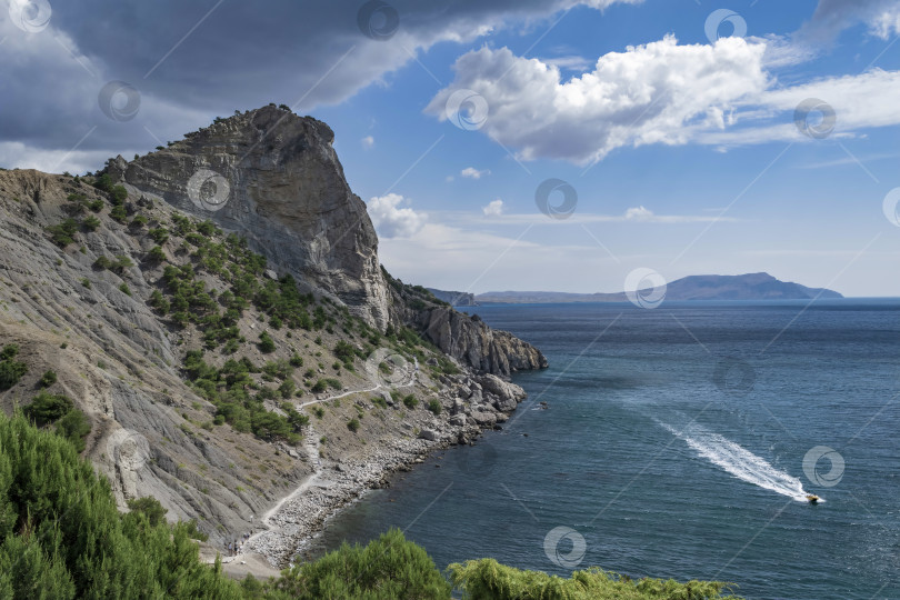 Скачать горы на побережье Черного моря фотосток Ozero