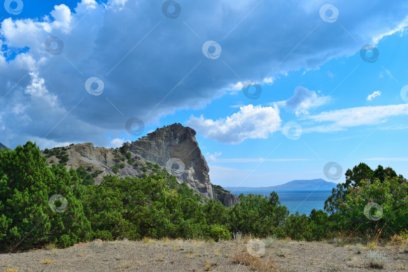 Скачать горы на побережье Черного моря фотосток Ozero