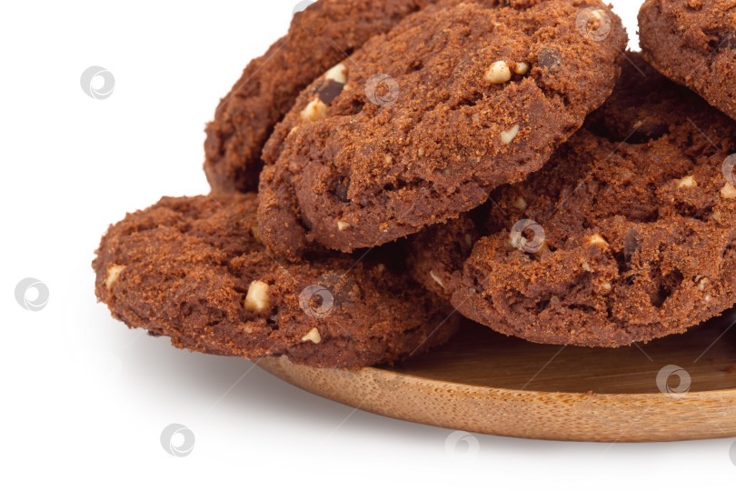 Скачать сдобное круглое печенье с орехами и шоколадом фотосток Ozero