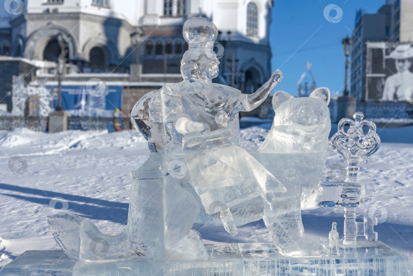 Скачать Рождественская выставка ледяных скульптур, Храм на Крови в Екатеринбурге, Рождество 2023 года фотосток Ozero