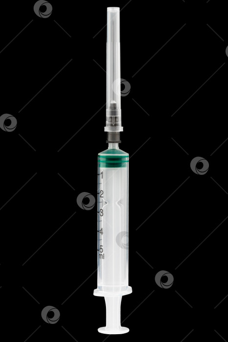 Скачать одноразовый стерильный медицинский шприц 5 мл для внутримышечных инъекций фотосток Ozero