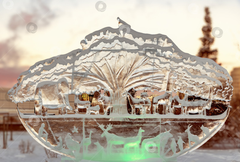 Скачать Рождественская выставка ледяных скульптур, Церковь на Крови в Екатеринбурге, Рождество 2022 фотосток Ozero