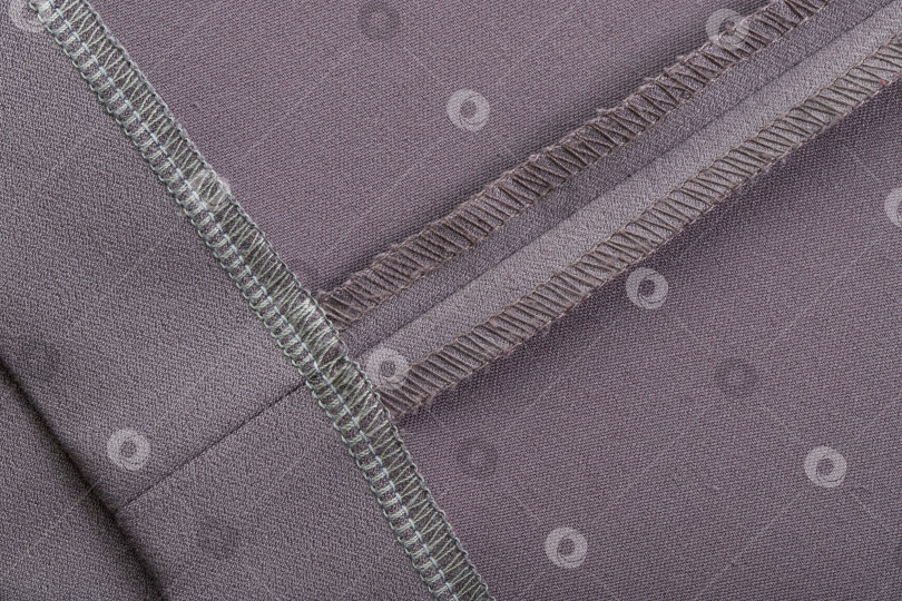 Скачать детали одежды, шов выполнен на швейной машинке, срезы обработаны нитками фотосток Ozero