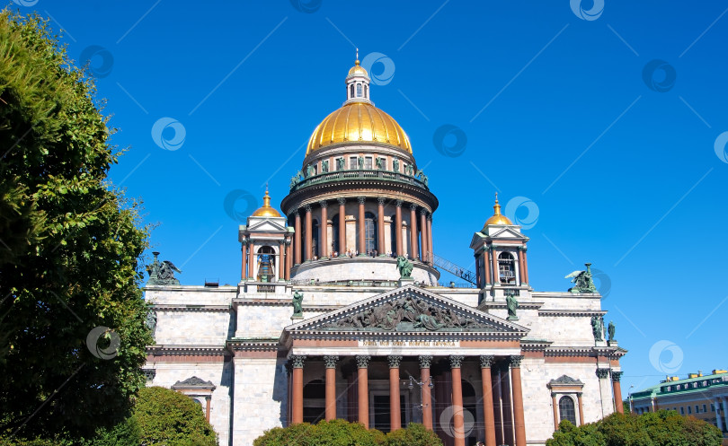 Скачать Санкт-Петербург, Исаакиевский собор Санкт-Петербурга. фотосток Ozero