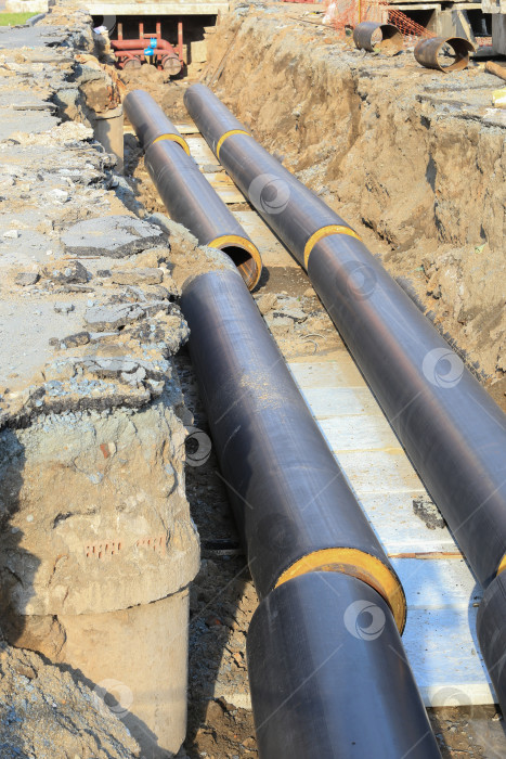 Скачать новые изолированные водопроводные трубы фотосток Ozero
