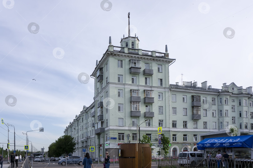 Скачать Россия. Казань. Соцгород. Дом в стиле советского неоклассицизма. фотосток Ozero