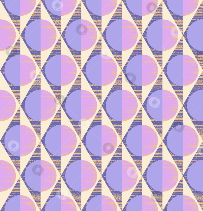 Скачать Геометрический бесшовный узор из ромбов, треугольников и кругов сине-серого, сине-фиолетового, лилового, кремового и абрикосового цветов фотосток Ozero